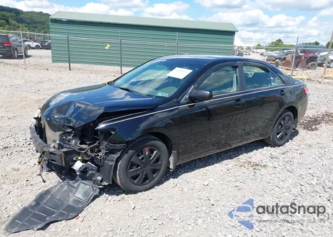 2011 Toyota Camry Le z USA, uszkodzony, nr VIN 4T1BF3EK2BU191320